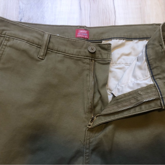 Levi's Men's Khaki Green XX Chinos Standard Taper W33 L32 Red Tab - Picture 7 of 11
